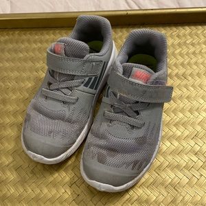 Toddler girl 9c Nike running shoes